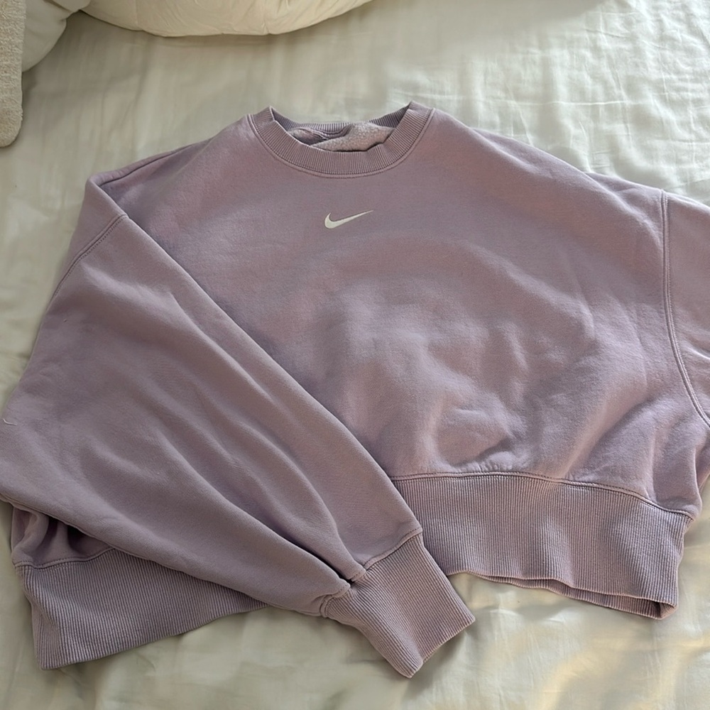 Lavender Nike crewneck